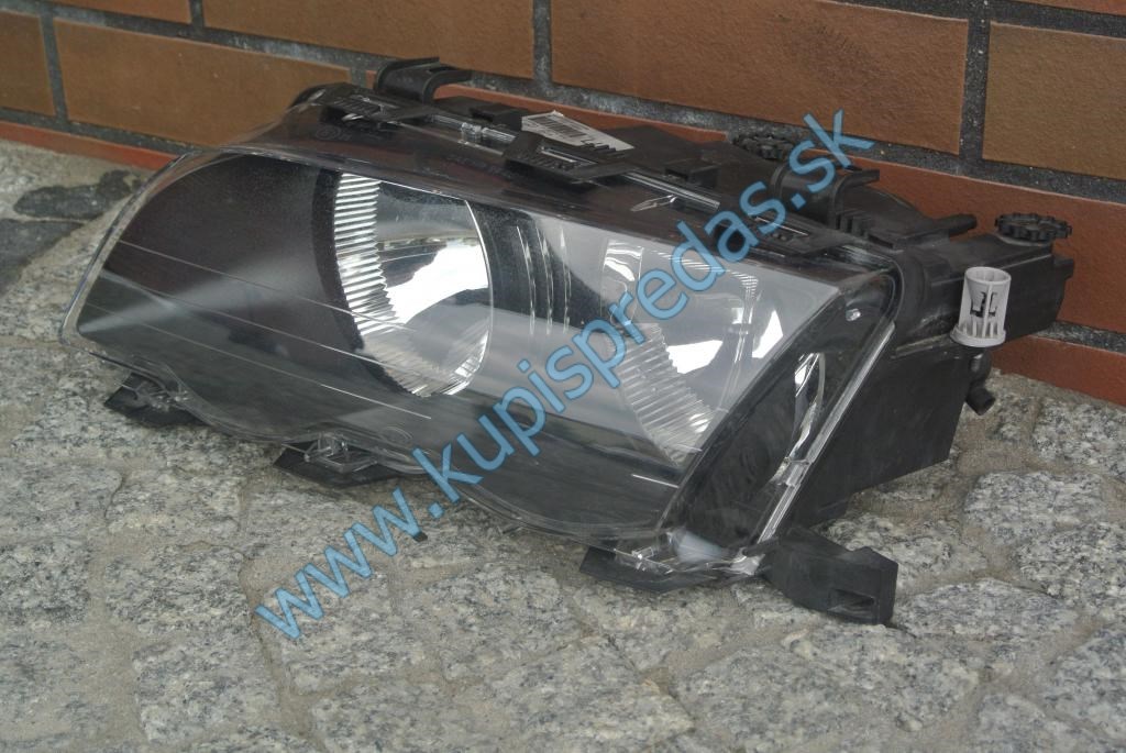 Predné ľavé svetlo BMW 3 E46 